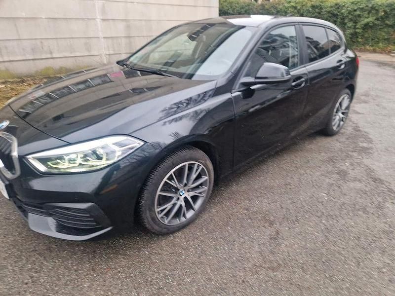 Gebraucht BMW 118 Advantage 136 PS (100 kW) 2021 Schwarz Kleinwagen