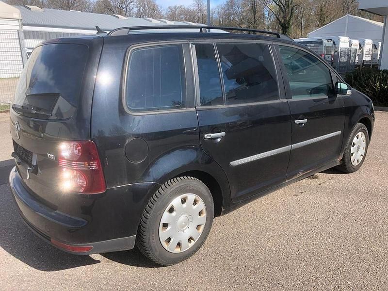 Gebraucht VW Touran 140 PS (102 kW) 2009 Schwarz Van / Kleinbus