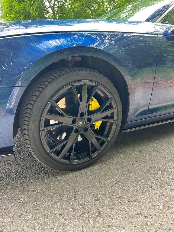 Gebraucht Audi A4 Ambiente 310 PS (228 kW) 2018 Blau Kombi