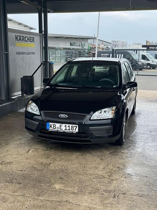 Gebraucht Ford Focus 110 PS (80 kW) 2006 Schwarz Kombi