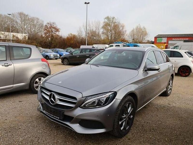 Gebraucht Mercedes C220 170 PS (125 kW) 2016 Silber Kombi