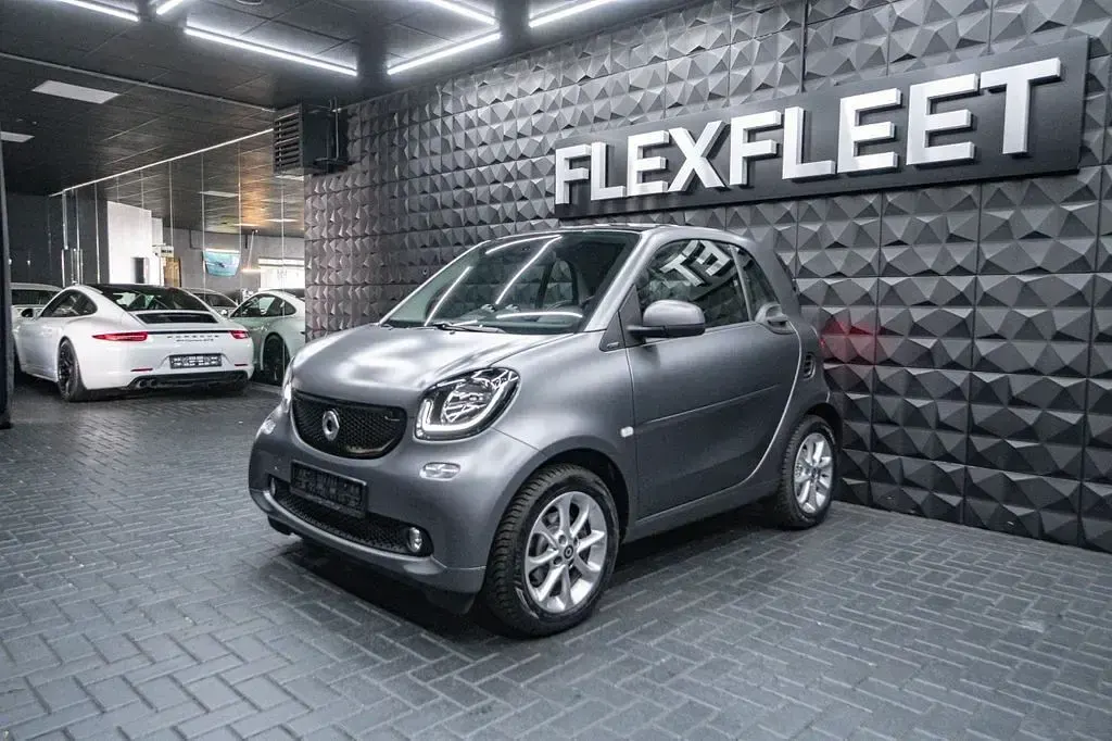 Gebraucht Smart ForTwo Coupé Passion 90 PS (66 kW) 2018 Tridionsicherheitszelle mount Coupé