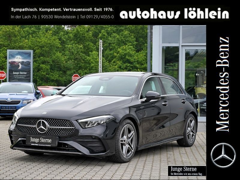 Metalliclack kosmosschwarz Gebraucht 2024 Mercedes A200 AMG Limousine | 33.888 € (Etwas zu teuer) - Bild 1/4