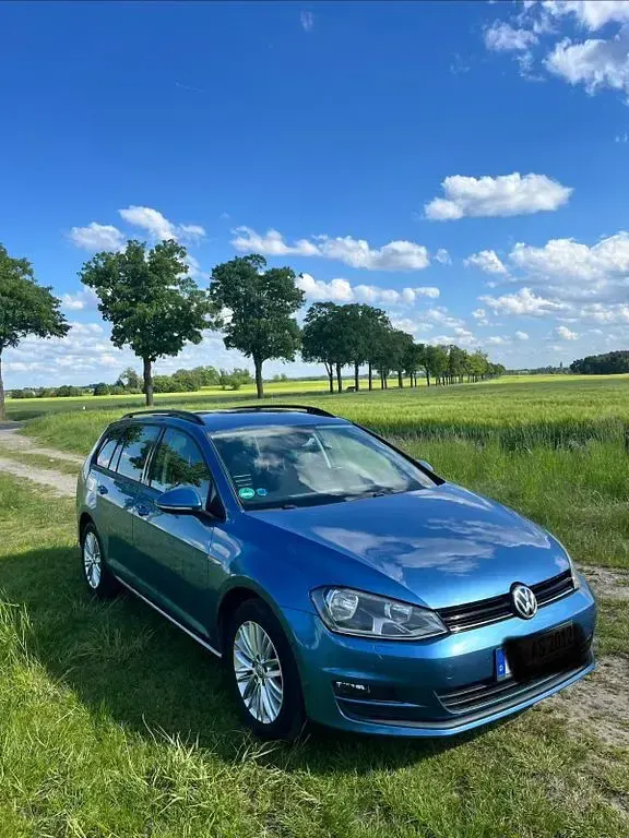 Używany VW Golf VII Cup 110 KM (80 kW) 2015 Niebieski Kombi