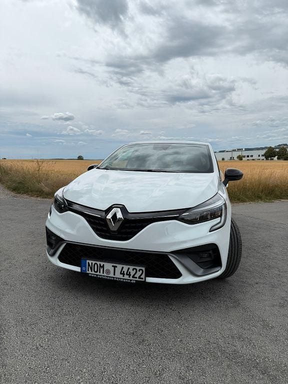 Weiß Gebraucht 2023 Renault Clio V R.S. Limousine | 17.800 € (Fairer Preis) - Bild 1/4