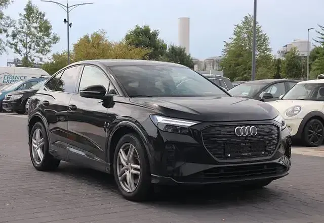 Gebraucht Audi Q4 Sportback e-tron Sport 219 kW (299 PS) 2022 Schwarz SUV