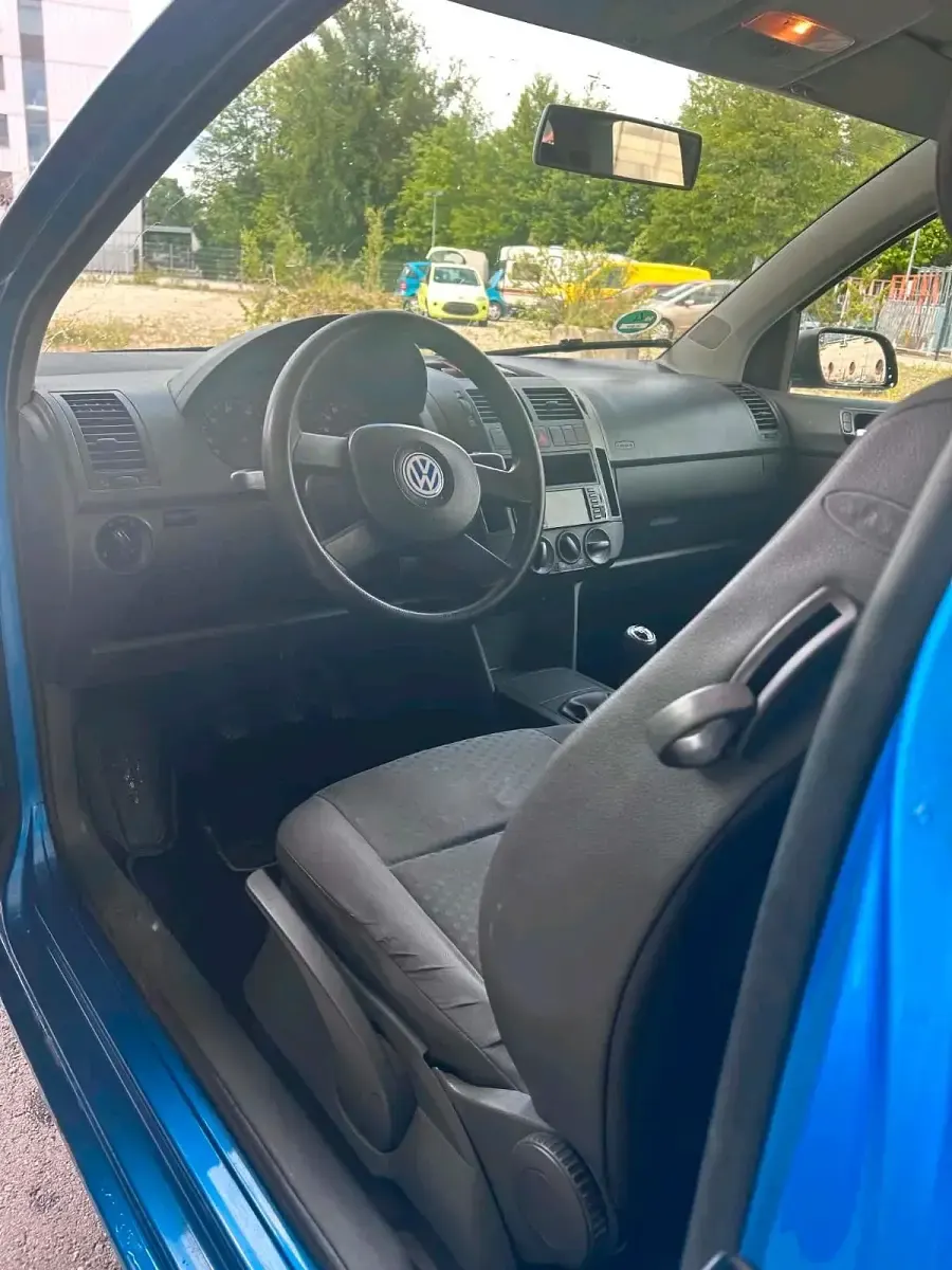 Gebraucht VW Polo 75 PS (55 kW) 2003 Blau Kleinwagen
