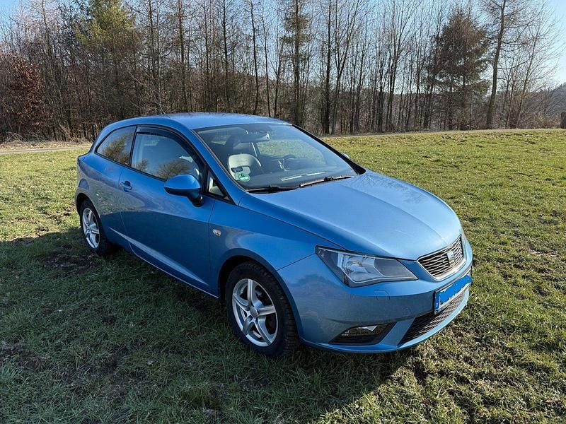 Gebraucht Seat Ibiza SC I-Tech 105 PS (77 kW) 2014 Blau Kleinwagen