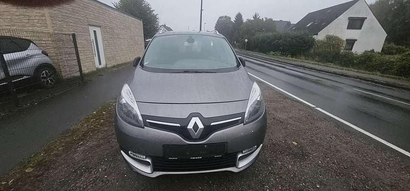Grau Gebraucht 2015 Renault Scénic III LIMITED Van / Kleinbus | 3.900 € (Superpreis) - Bild 1/4