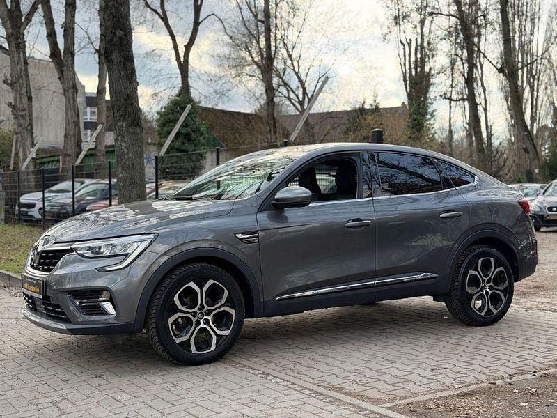 Gebraucht Renault Arkana 140 PS (102 kW) 2023 Grau SUV