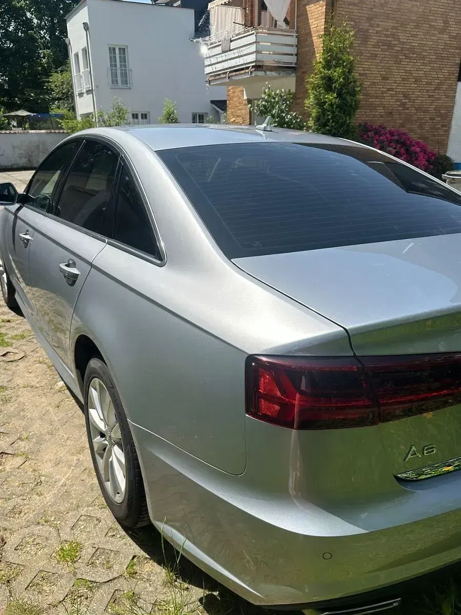 Gebraucht Audi A6 Ambiente 190 PS (139 kW) 2018 Silber Limousine