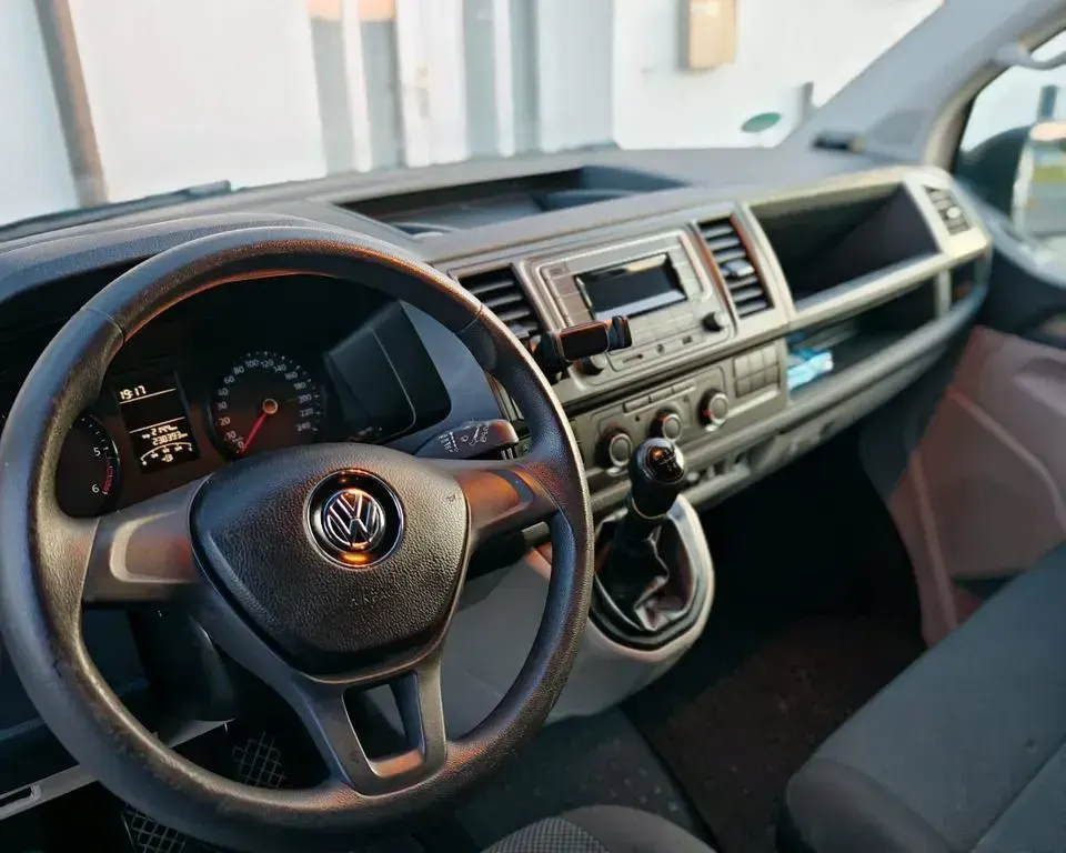 Usata VW Transporter 139 CV (102 kW) 2016 Bianco Furgone