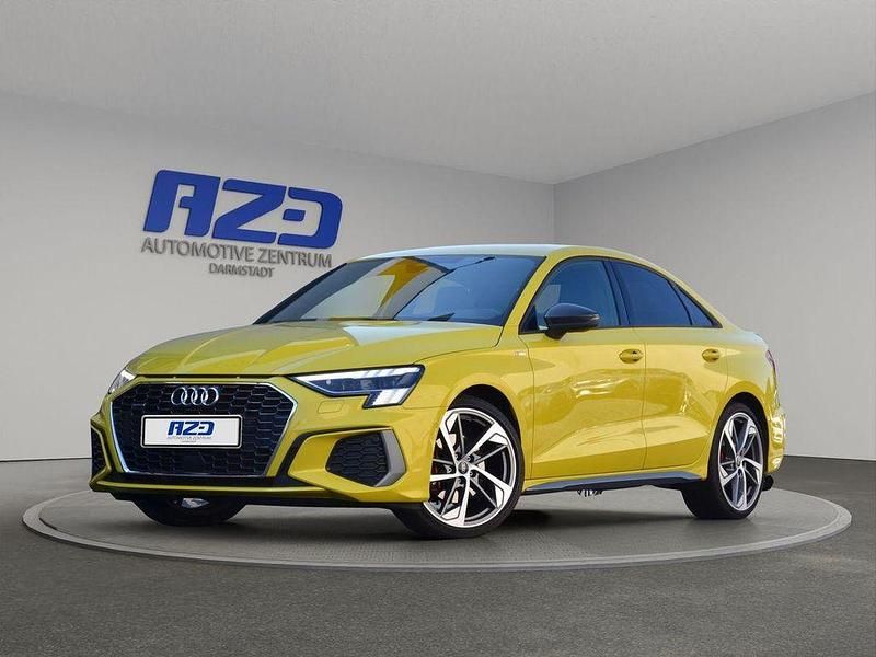 Pythongelb metallic Gebraucht 2023 Audi A3 S-Line Limousine | 36.777 € (Teuer) - Bild 1/4
