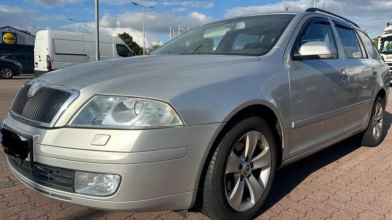 Silber Gebraucht 2005 Skoda Octavia Kombi | 1.949 € (Fairer Preis) - Bild 1/4