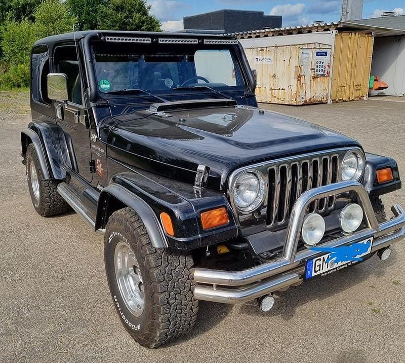 Schwarz Gebraucht 1999 Jeep Wrangler Sahara SUV | 21.500 € (Guter Preis) - Bild 1/4