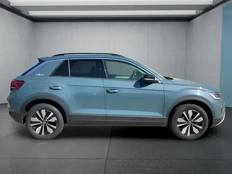 Gebraucht VW T-Roc 150 PS (110 kW) 2025 Blau SUV