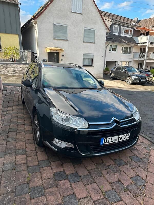 Schwarz Gebraucht 2012 Citroën C5 Kombi | 4.400 € (Superpreis) - Bild 1/4