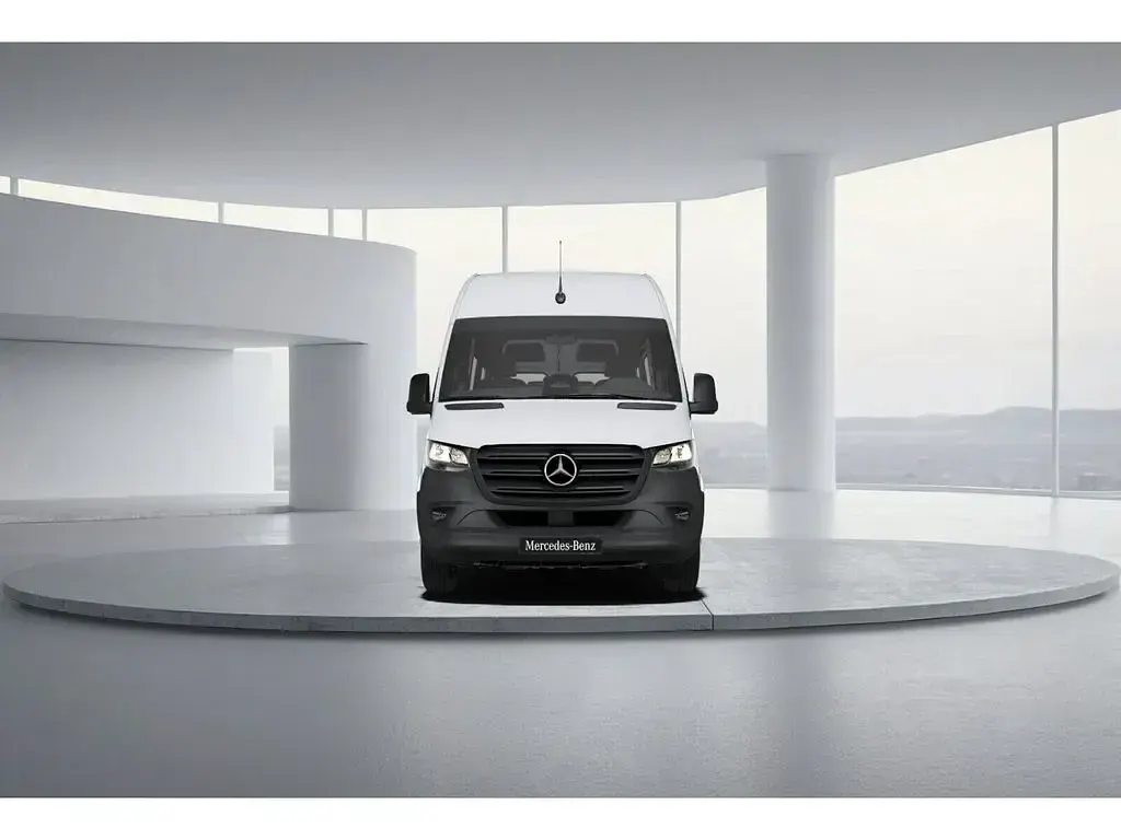 Gebraucht Mercedes Sprinter 150 PS (110 kW) 2024 Weiß Van