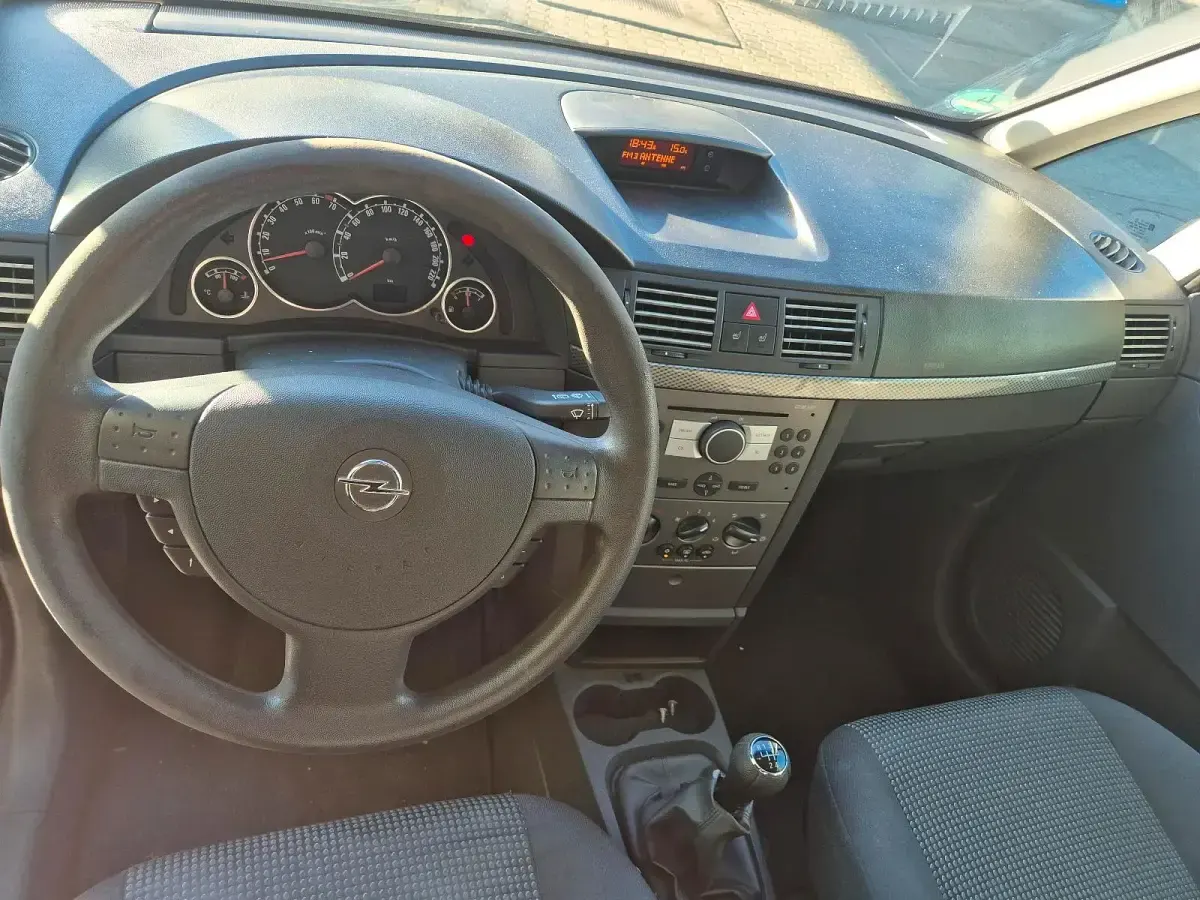 Gebraucht Opel Meriva 105 PS (77 kW) 2010 Andere farben Van / Kleinbus