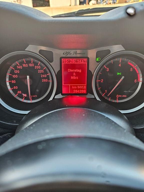 Gebraucht Alfa Romeo 159 Distinctive 209 PS (153 kW) 2006 Schwarz Kombi