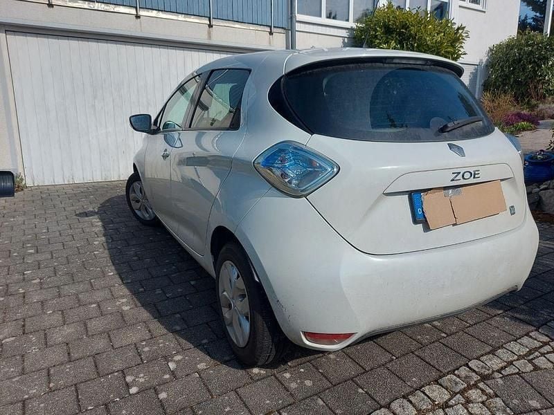Gebraucht Renault Zoe 64 kW (88 PS) 2016 Weiß Kleinwagen