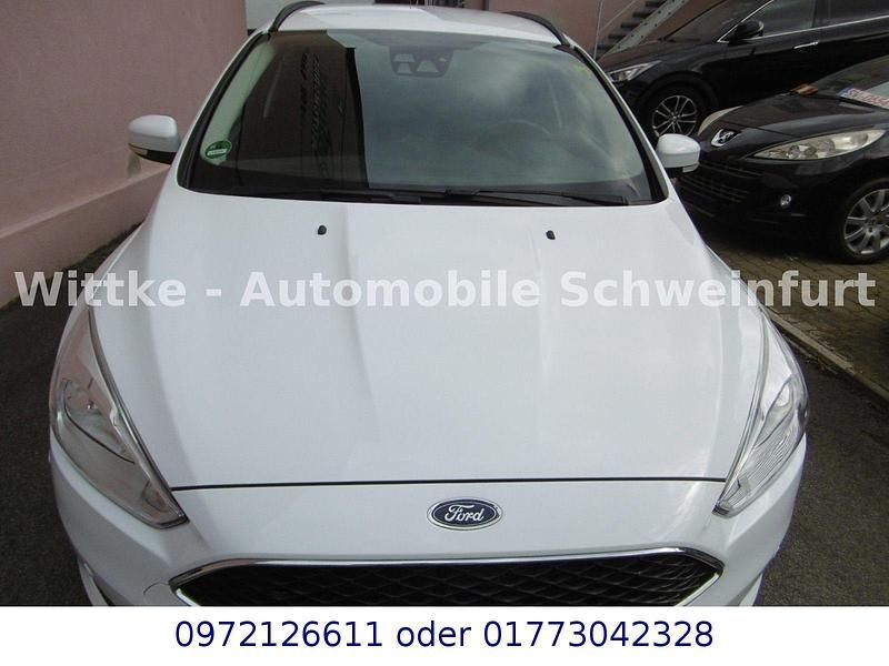 Gebraucht Ford Focus Business Edition 125 PS (91 kW) 2016 Weiß Kombi