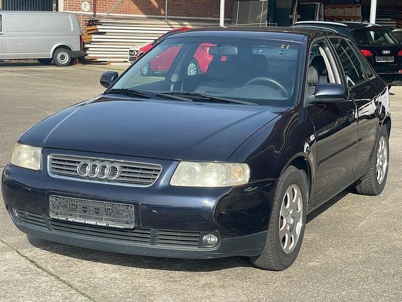 Other Gebraucht 2002 Audi A3 Ambiente Limousine | 1.999 € (Fairer Preis) - Bild 1/4