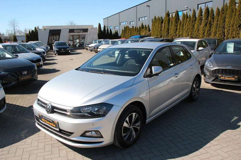 Silber Gebraucht 2020 VW Polo Comfortline Kleinwagen | 12.990 € (Fairer Preis) - Bild 1/4