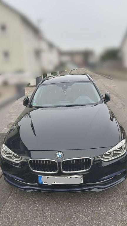 Gebraucht BMW 318 Sport Line 150 PS (110 kW) 2018 Schwarz Kombi