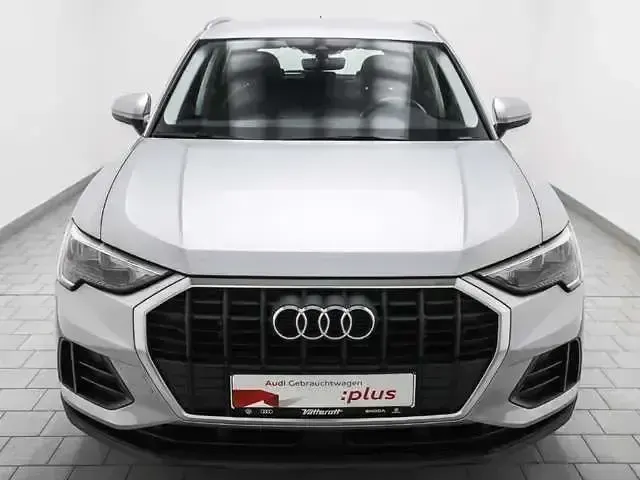 Gebraucht Audi Q3 Comfort 150 PS (110 kW) 2020 Florettsilber SUV