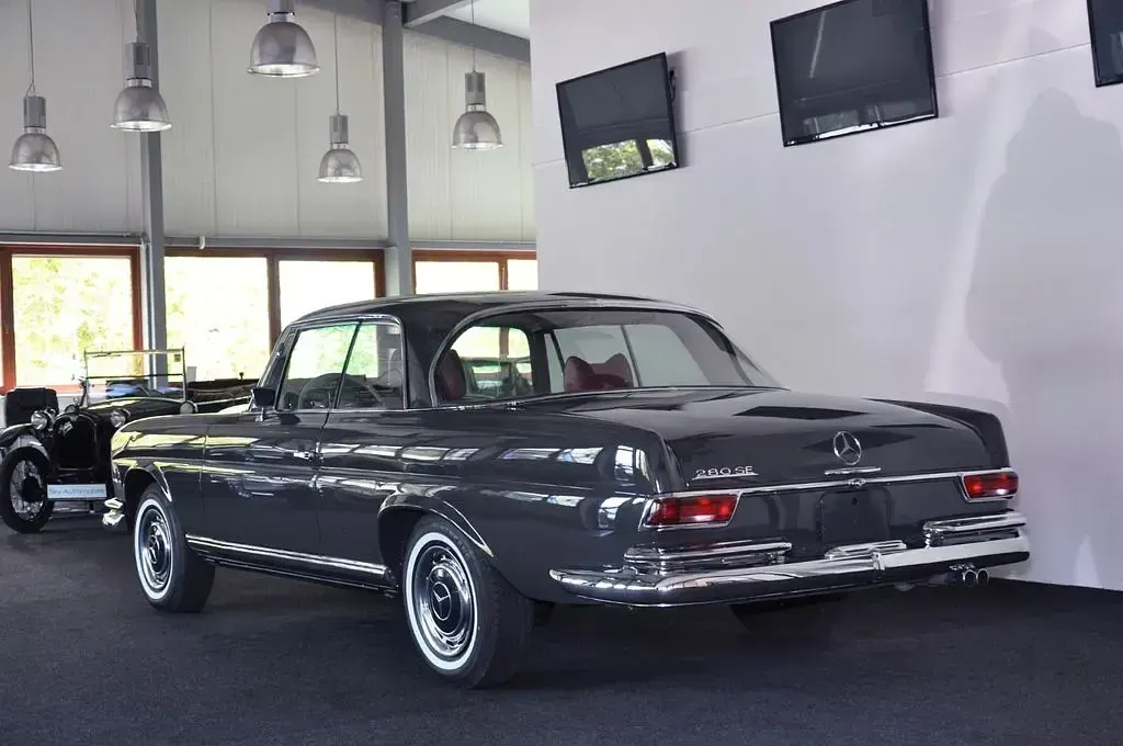 Gebraucht Mercedes 280 SE 160 PS (117 kW) 1969 Anthrazitgrau Coupé
