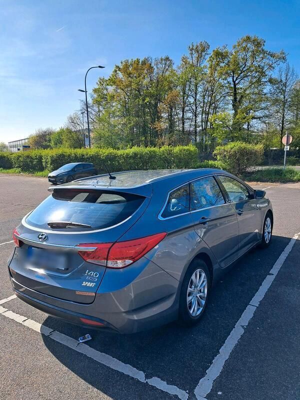 Gebraucht 2012 Hyundai i40 Kombi | 4.990 € (Guter Preis) - Bild 1/4