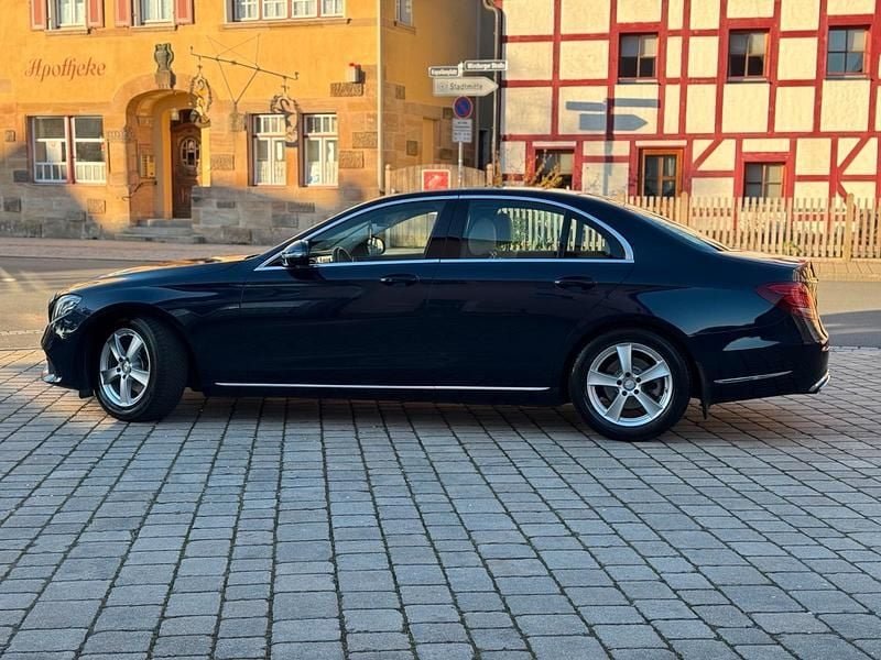 Gebraucht Mercedes 220 194 PS (142 kW) 2016 Blau Limousine