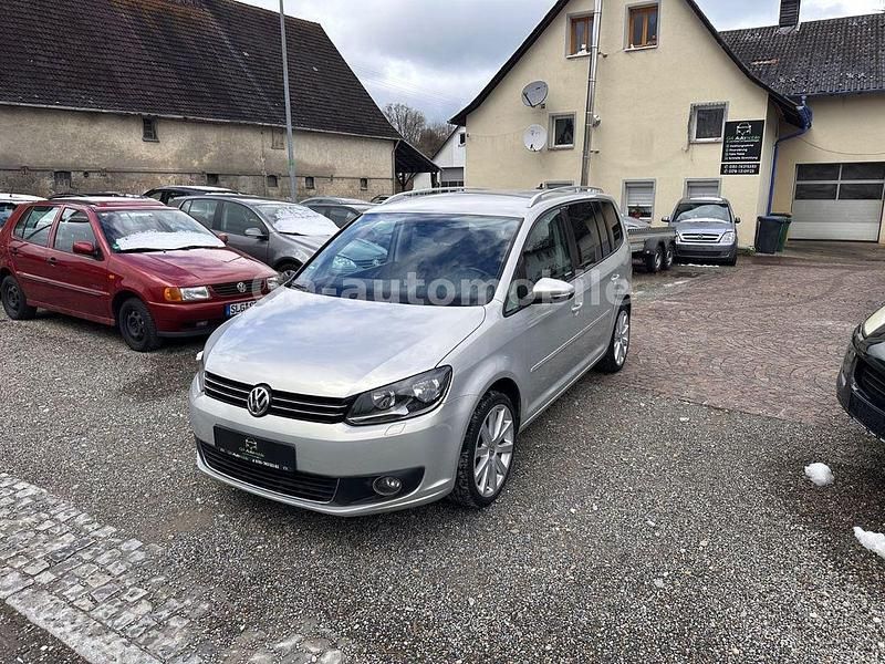 Gebraucht VW Touran Highline 140 PS (102 kW) 2010 Gold Van / Kleinbus