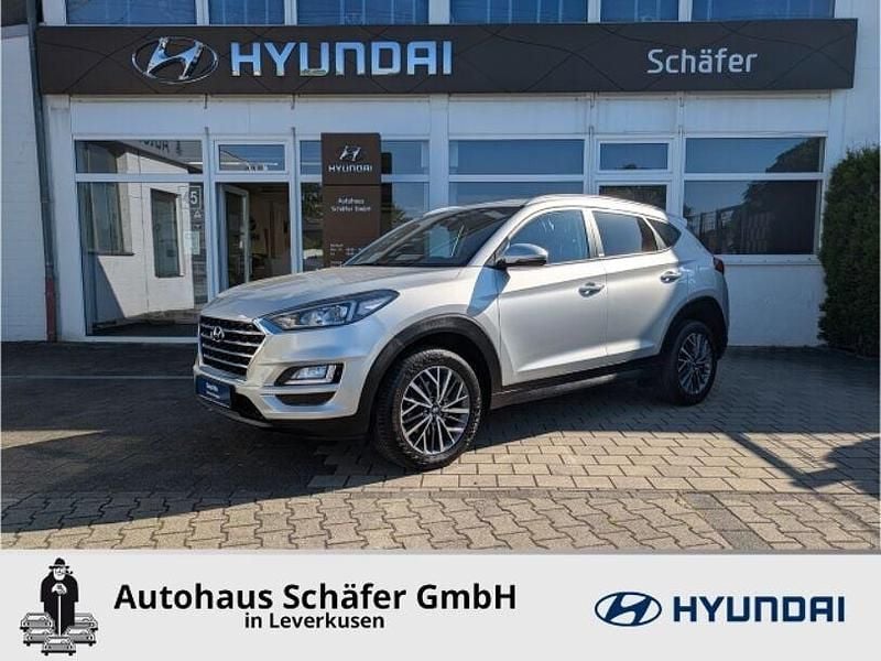 Platinum silver / mic Gebraucht 2020 Hyundai Tucson Advantage SUV | 14.985 € (Superpreis) - Bild 1/4