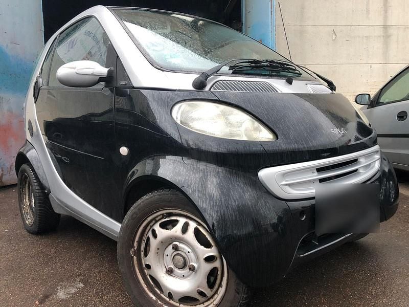 Gebraucht Smart ForTwo Coupé 54 PS (39 kW) 2001 Schwarz Coupé