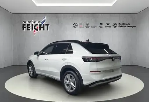 Gebraucht VW T-Roc Life 150 PS (110 kW) 2026 Weiß SUV