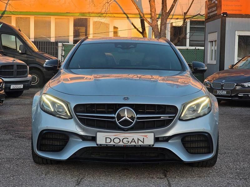 Gebraucht Mercedes E63S AMG AMG 612 PS (450 kW) 2018 Silber Limousine