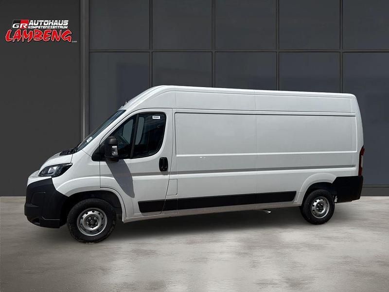 Gebraucht Toyota Proace 140 PS (102 kW) 2024 Weiß Van / Kleinbus