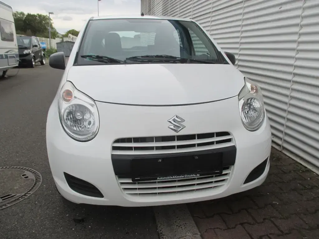 Gebraucht Suzuki Alto 68 PS (50 kW) 2009 Weiß Kleinwagen