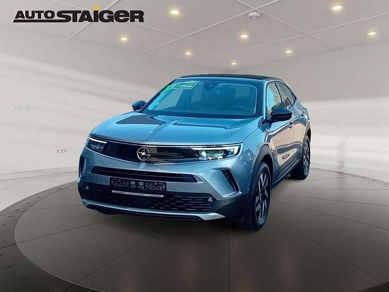 Gebraucht Opel Mokka Elegance 131 PS (96 kW) 2023 Kontrast grau/quarz silber SUV