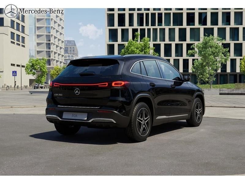 Gebraucht Mercedes EQA250 AMG 139 kW (190 PS) 2022 Unilack nachtschwarz SUV