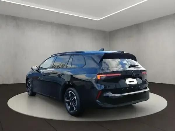 Neu Opel Astra 131 PS (96 kW) 2025 Karbon schwarz (metallic) Kombi