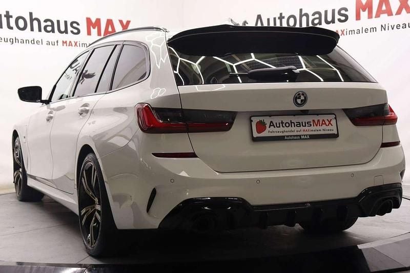 Gebraucht BMW 330e Shadowline 184 PS (135 kW) 2021 Alpinweiss iii Kombi
