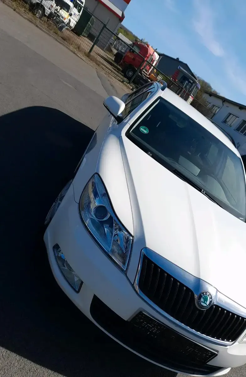 Second-hand Skoda Octavia 105 CP (77 kW) 2012 Alb Break