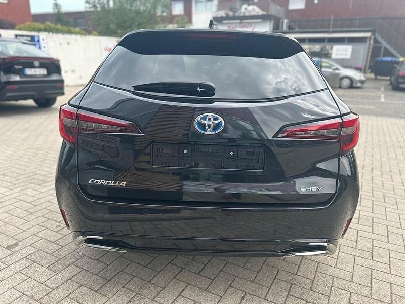 Neu Toyota Corolla 179 PS (131 kW) 2026 Schwarz Limousine