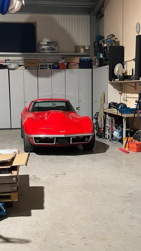 Rot Gebraucht 1969 Chevrolet Corvette C3 Coupé | 28.700 € - Bild 1/4