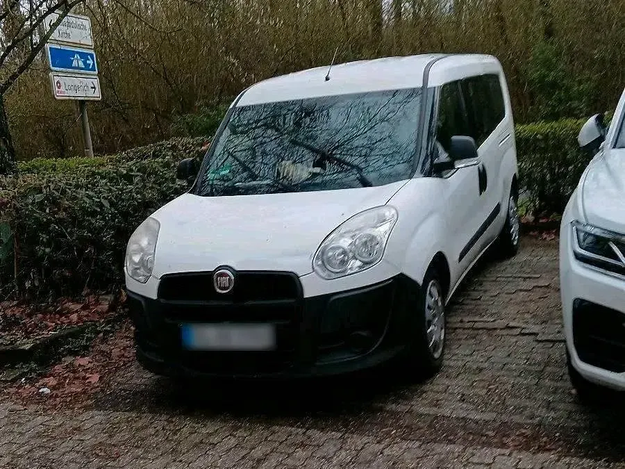 Gebraucht Fiat Doblò 95 PS (69 kW) 2011 Weiß Van / Kleinbus