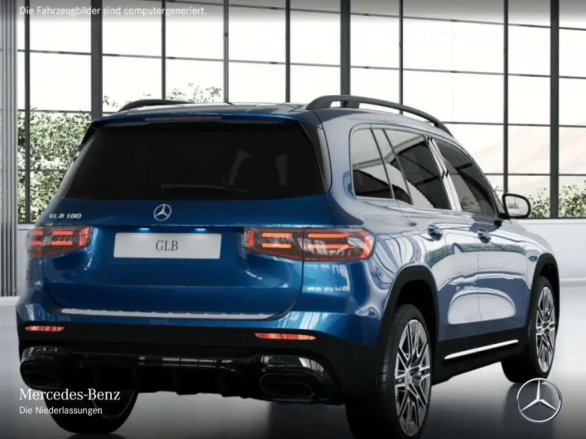 Gebraucht Mercedes GLB180 AMG 136 PS (100 kW) 2025 Grau SUV