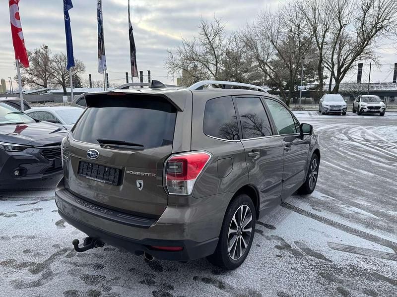 Gebraucht Subaru Forester Platinum 150 PS (110 kW) 2019 Sepia bronze (m) SUV